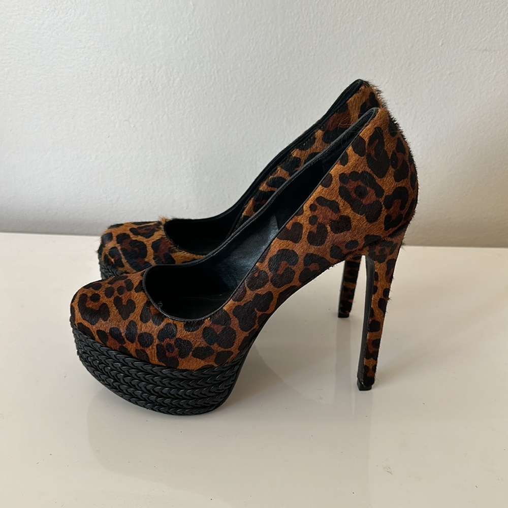 Platform heels